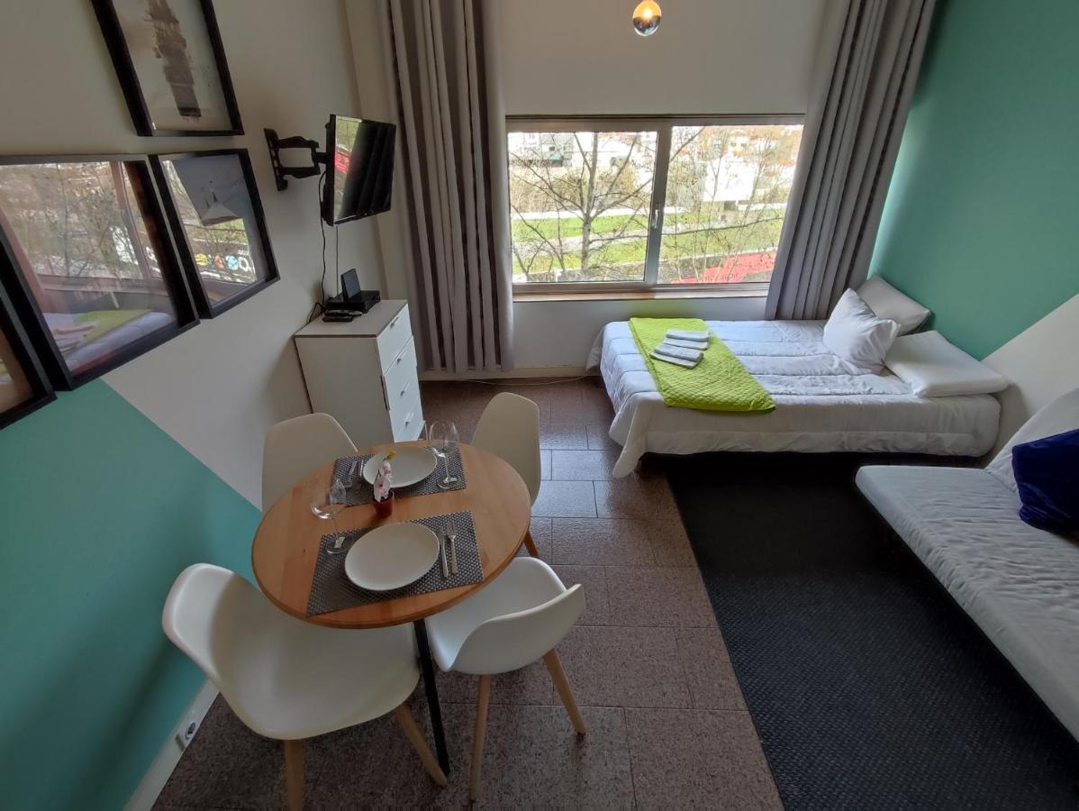 Theorynomad Rooms Al Oporto Esterno foto